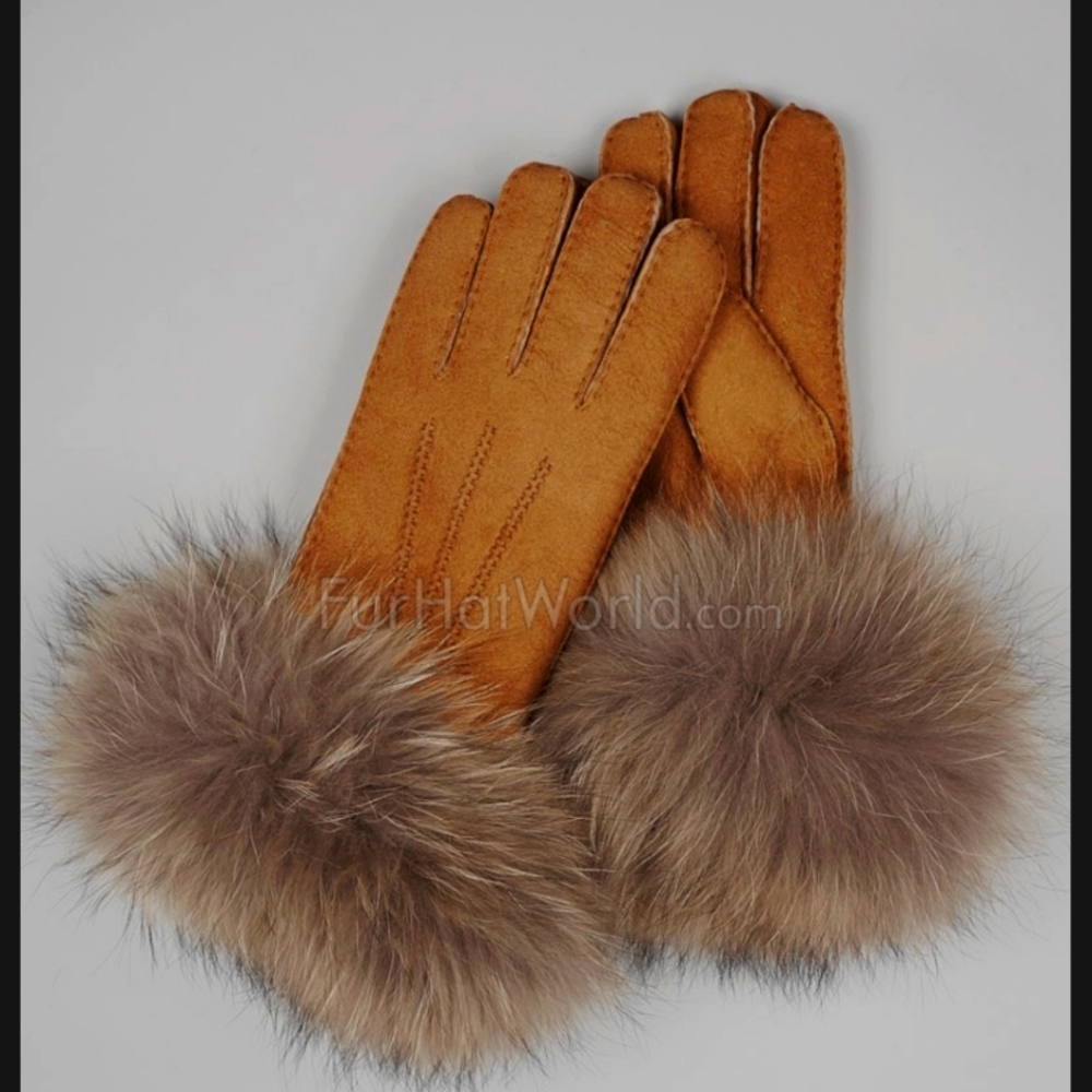 Shearling Sheepskin Gloves with Racoon Trim
